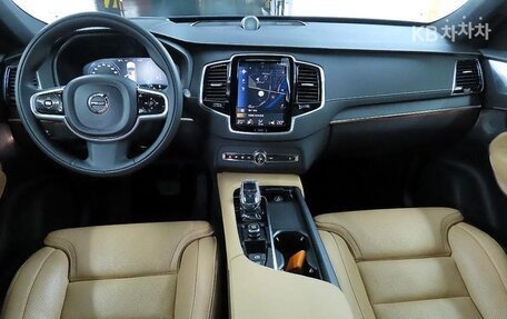 Volvo XC90 II рестайлинг, 2020 год, 4 380 000 рублей, 8 фотография