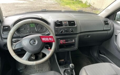 Skoda Fabia II, 2013 год, 675 000 рублей, 3 фотография