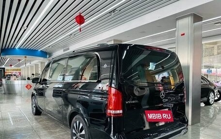 Mercedes-Benz Vito, 2022 год, 3 900 000 рублей, 2 фотография