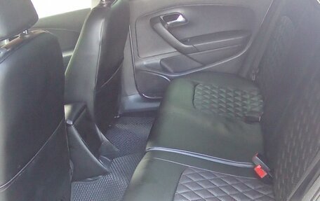 Volkswagen Polo VI (EU Market), 2012 год, 800 000 рублей, 19 фотография