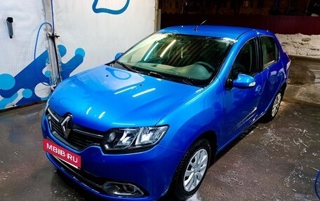 Renault Logan II, 2017 год, 750 000 рублей, 12 фотография