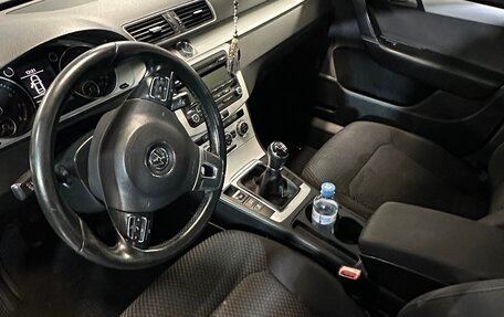 Volkswagen Passat B7, 2014 год, 900 000 рублей, 4 фотография