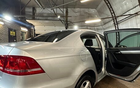 Volkswagen Passat B7, 2014 год, 900 000 рублей, 6 фотография