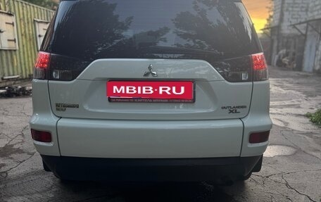 Mitsubishi Outlander III рестайлинг 3, 2010 год, 1 500 000 рублей, 6 фотография