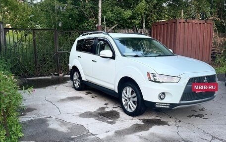 Mitsubishi Outlander III рестайлинг 3, 2010 год, 1 500 000 рублей, 27 фотография
