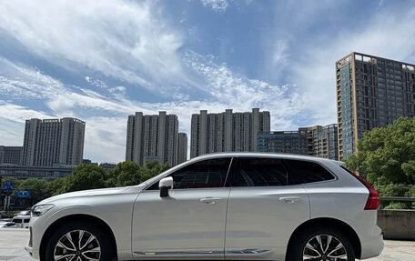 Volvo XC60 II, 2022 год, 3 100 000 рублей, 3 фотография