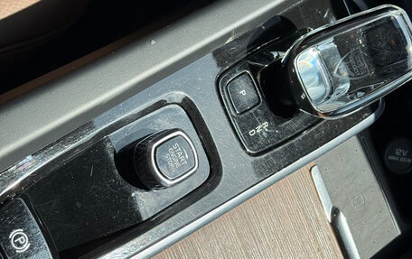 Volvo XC60 II, 2022 год, 3 100 000 рублей, 9 фотография