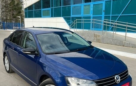 Volkswagen Jetta VI, 2017 год, 1 090 000 рублей, 4 фотография