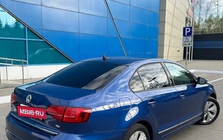 Volkswagen Jetta VI, 2017 год, 1 090 000 рублей, 5 фотография