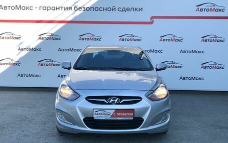 Hyundai Solaris II рестайлинг, 2011 год, 690 000 рублей, 2 фотография