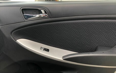 Hyundai Solaris II рестайлинг, 2011 год, 690 000 рублей, 17 фотография