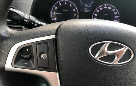 Hyundai Solaris II рестайлинг, 2011 год, 690 000 рублей, 14 фотография