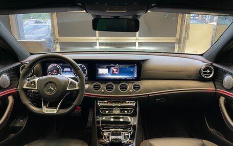 Mercedes-Benz E-Класс AMG, 2017 год, 3 900 000 рублей, 15 фотография