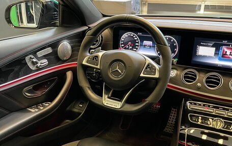 Mercedes-Benz E-Класс AMG, 2017 год, 3 900 000 рублей, 16 фотография