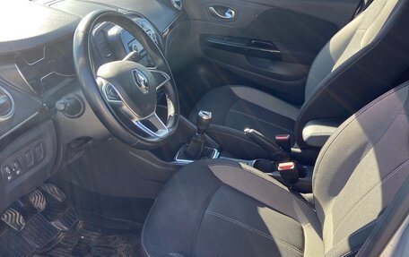Renault Kaptur I рестайлинг, 2020 год, 1 700 000 рублей, 6 фотография