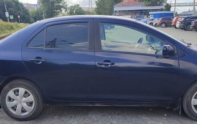Toyota Yaris III рестайлинг, 2007 год, 750 000 рублей, 1 фотография