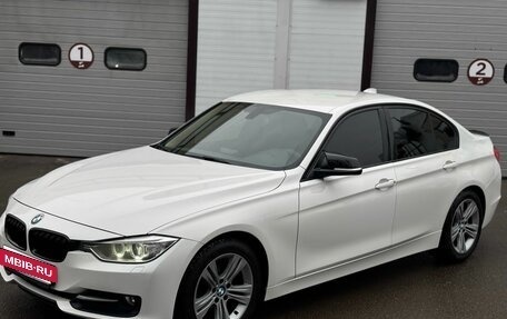 BMW 3 серия, 2012 год, 1 550 000 рублей, 3 фотография