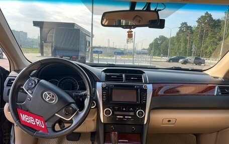 Toyota Camry, 2013 год, 2 050 000 рублей, 5 фотография