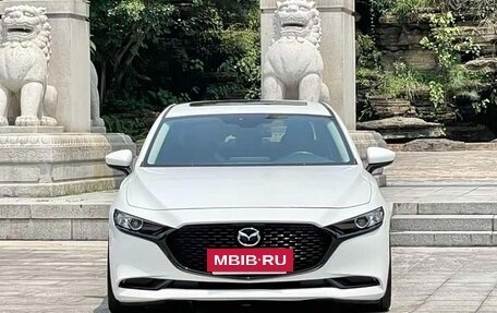 Mazda 3, 2021 год, 1 490 000 рублей, 4 фотография