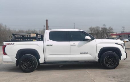 Toyota Tundra, 2023 год, 9 800 000 рублей, 4 фотография