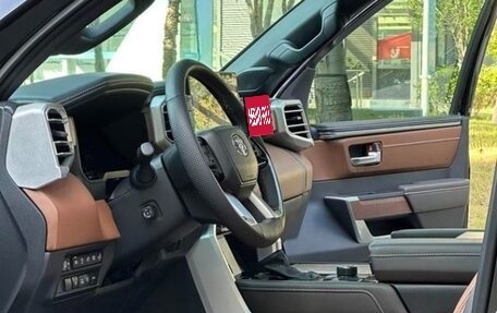 Toyota Tundra, 2022 год, 10 000 000 рублей, 16 фотография