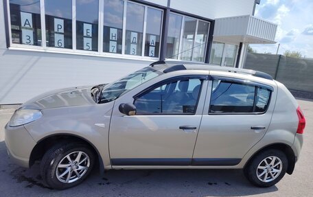 Renault Sandero I, 2011 год, 500 000 рублей, 1 фотография