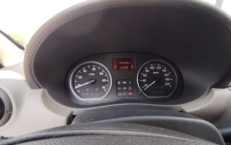 Renault Sandero I, 2011 год, 500 000 рублей, 8 фотография