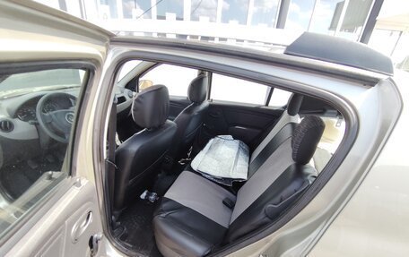 Renault Sandero I, 2011 год, 500 000 рублей, 6 фотография
