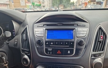 Hyundai ix35 I рестайлинг, 2015 год, 1 400 000 рублей, 11 фотография