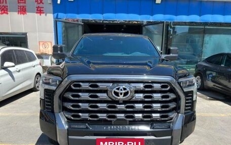 Toyota Tundra, 2022 год, 9 700 000 рублей, 2 фотография
