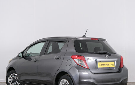 Toyota Vitz, 2011 год, 659 000 рублей, 3 фотография