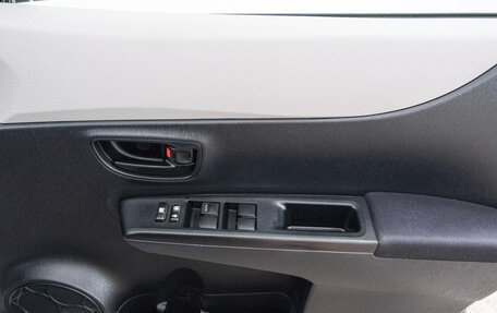 Toyota Vitz, 2011 год, 659 000 рублей, 16 фотография