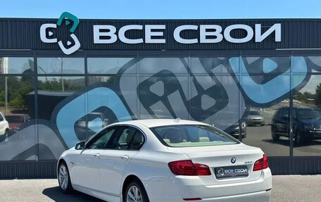 BMW 5 серия, 2012 год, 1 670 000 рублей, 3 фотография