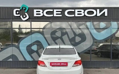 Hyundai Solaris II рестайлинг, 2013 год, 865 000 рублей, 6 фотография