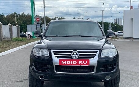 Volkswagen Touareg III, 2008 год, 1 099 990 рублей, 2 фотография