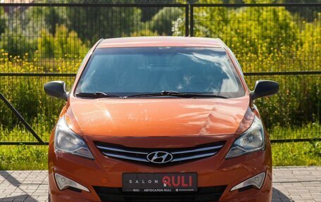 Hyundai Solaris II рестайлинг, 2014 год, 730 000 рублей, 2 фотография