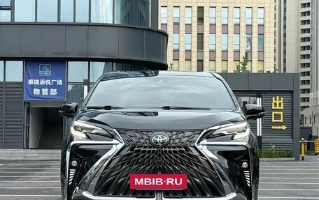 Toyota Sienna, 2021 год, 3 300 000 рублей, 2 фотография