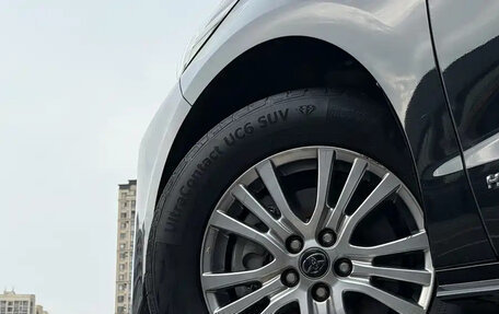 Toyota Sienna, 2021 год, 3 300 000 рублей, 17 фотография
