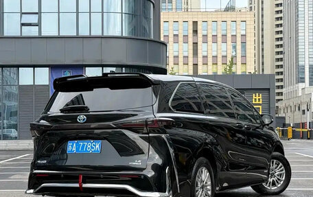 Toyota Sienna, 2021 год, 3 300 000 рублей, 19 фотография