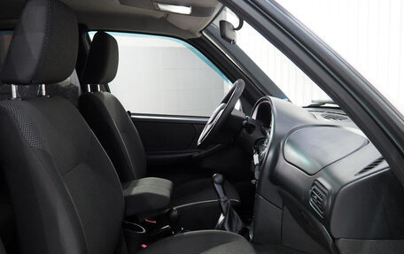 Chevrolet Niva I рестайлинг, 2015 год, 627 990 рублей, 8 фотография