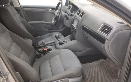 Volkswagen Jetta VI, 2011 год, 810 000 рублей, 14 фотография