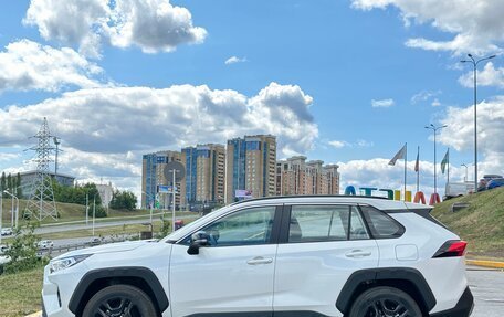 Toyota RAV4, 2022 год, 4 225 990 рублей, 4 фотография
