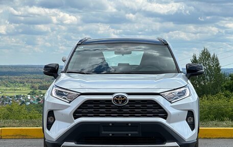 Toyota RAV4, 2022 год, 4 225 990 рублей, 2 фотография