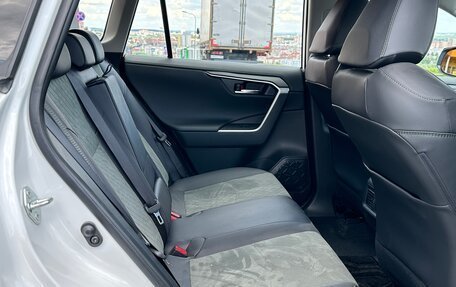 Toyota RAV4, 2022 год, 4 225 990 рублей, 22 фотография