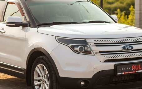Ford Explorer VI, 2011 год, 1 800 000 рублей, 6 фотография