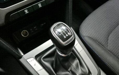 Hyundai Elantra VI рестайлинг, 2018 год, 1 420 000 рублей, 20 фотография