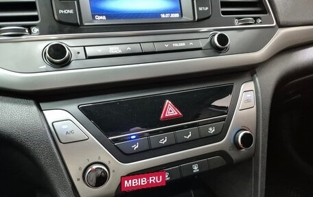 Hyundai Elantra VI рестайлинг, 2018 год, 1 420 000 рублей, 19 фотография