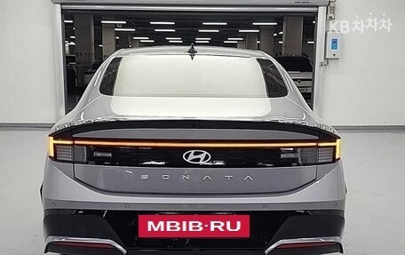 Hyundai Sonata VIII, 2024 год, 2 050 000 рублей, 3 фотография