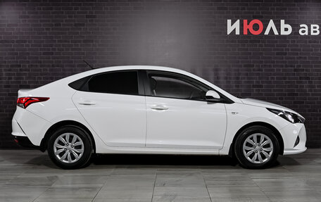 Hyundai Solaris II рестайлинг, 2021 год, 1 800 000 рублей, 9 фотография