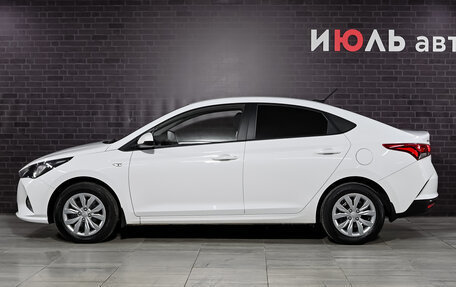 Hyundai Solaris II рестайлинг, 2021 год, 1 800 000 рублей, 8 фотография